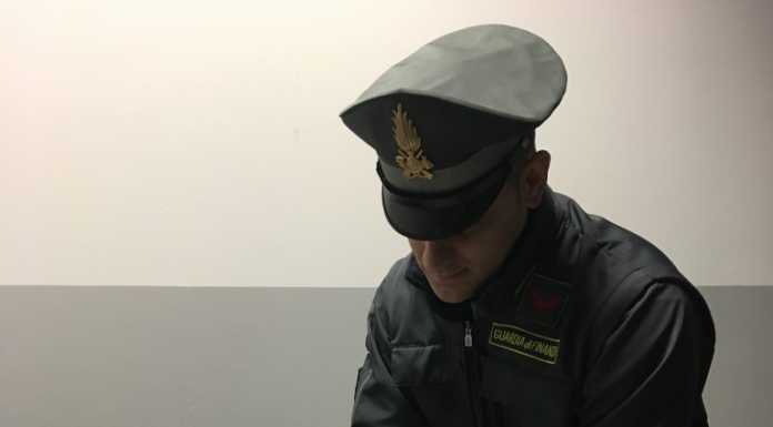 Como: fermato in dogana con 538 grammi di cocaina purissima