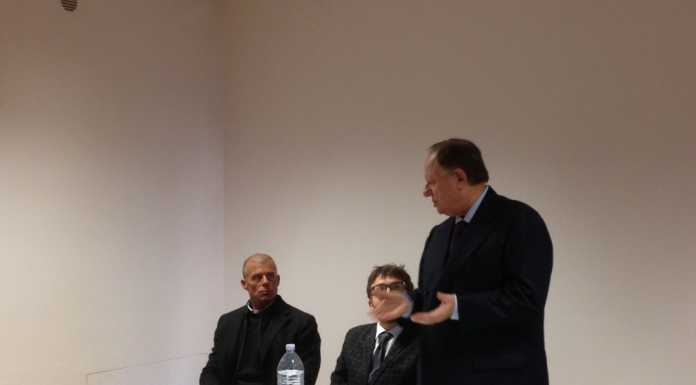 Referendum, le ragioni del no in un incontro con il senatore FI Matteoli