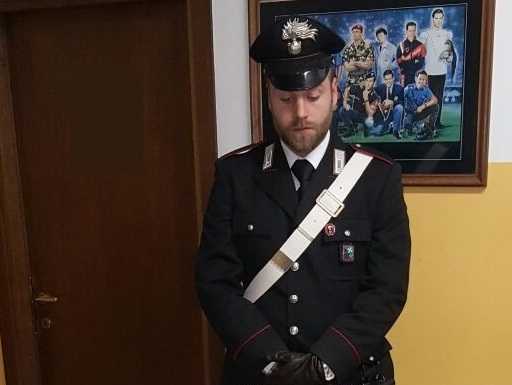 Colico, sorpreso a rubare in un alimentari, arrestato un 39enne