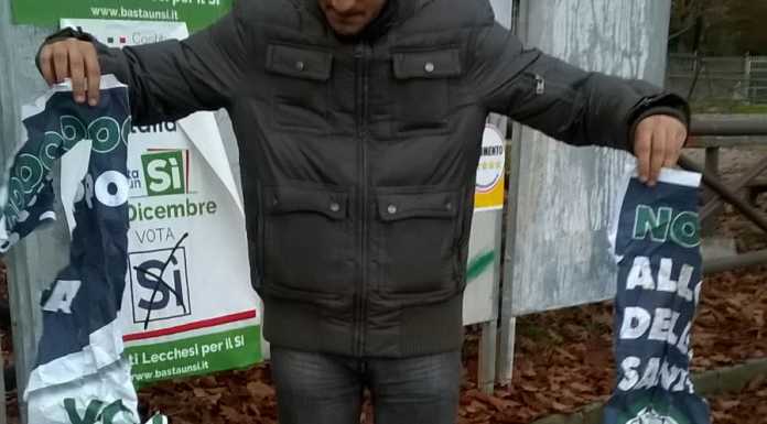 Referendum, strappati anche i manifesti del comitato del No