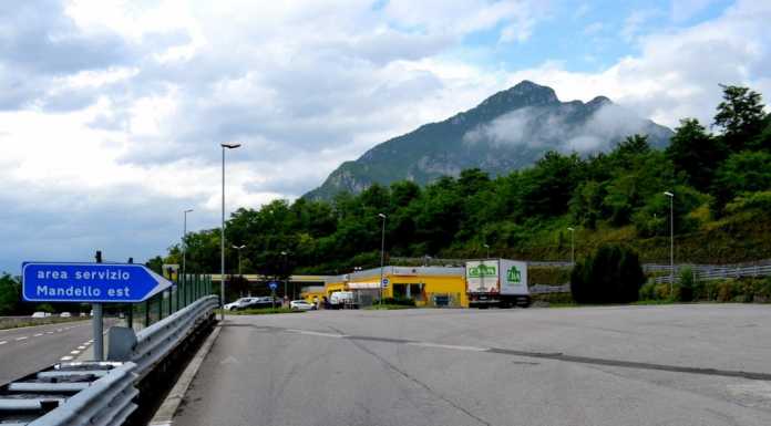 Il sindaco: “Nessun ripensamento, lo svincolo a Mandello si farà”