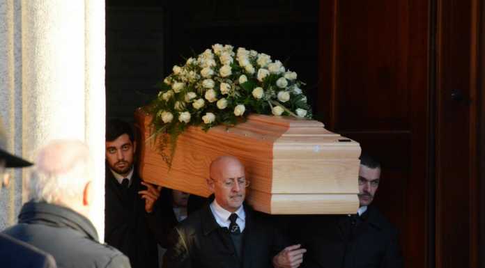 A Civate i funerali di Claudio Bertini, vittima del viadotto crollato