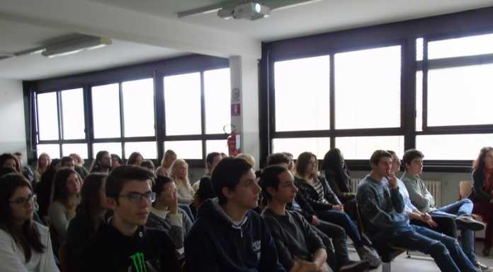 Calolzio. Gli studenti del Rota a lezione di sicurezza stradale