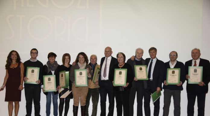 Negozi storici, premiate 9 realtà in provincia di Lecco