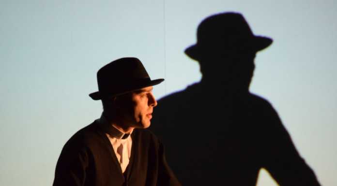 Lecco. Don Gallo e De Andrè rivivono grazie a un grande Riondino e alla sua band