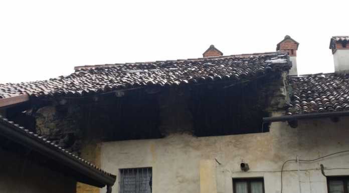 Cede parte del tetto di una casa a Rossino, evacuata una famiglia