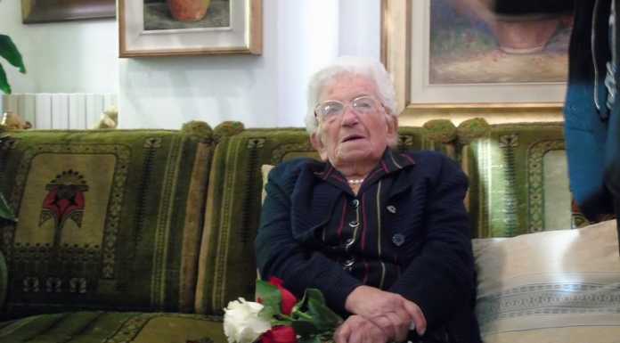 Torre de Busi. Grande festa per i 100 anni di nonna Innocentina