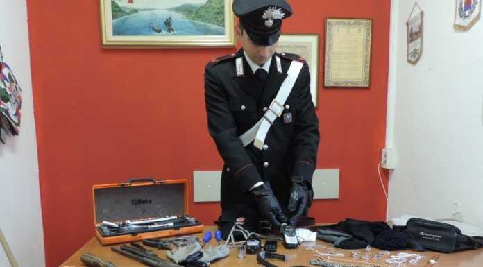 Oggiono, attrezzi da scasso sull’auto rubata. Un arresto
