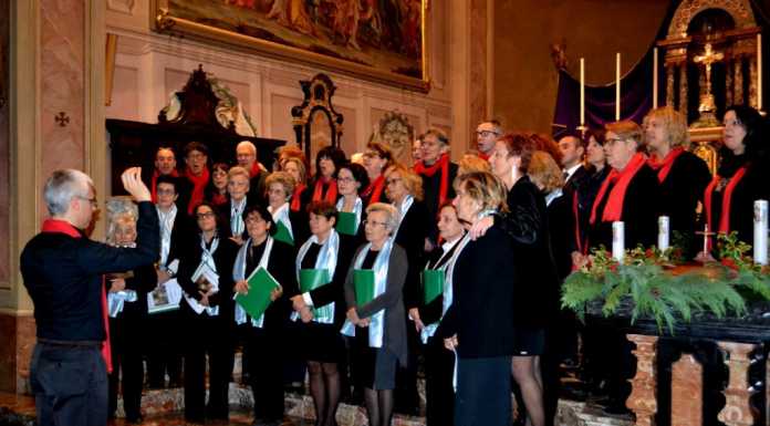 Lierna. Due cori e una dedica ad Alessia: “Ora ci ascolti dal Cielo”
