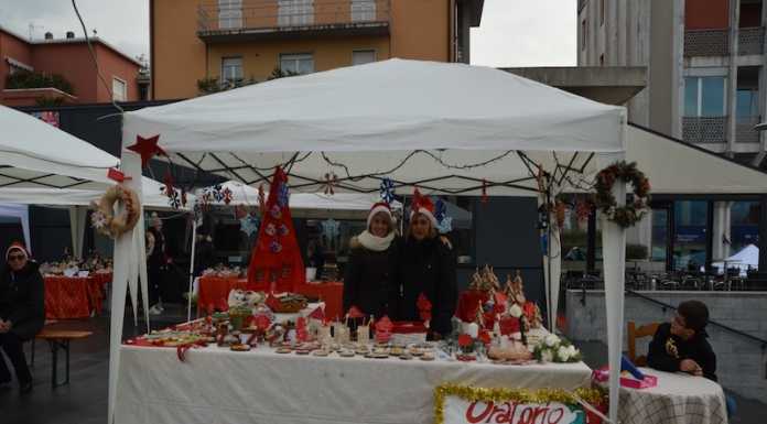 Calolzio, piazza Vittorio Veneto in festa con Santa Lucia