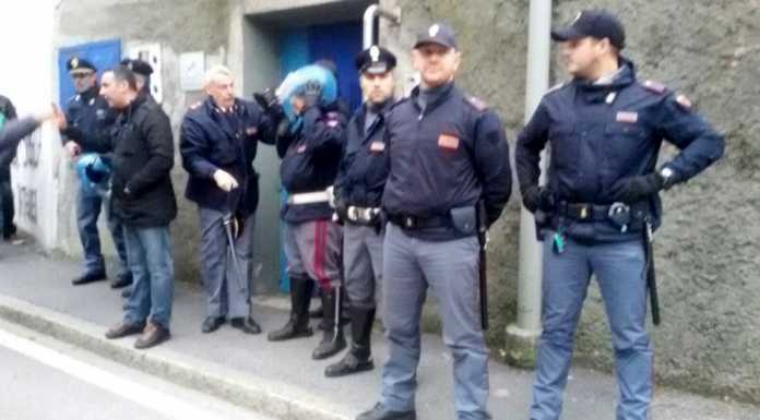 Tensioni fuori dallo stadio, la Polizia presidia la sede della Calcio Lecco