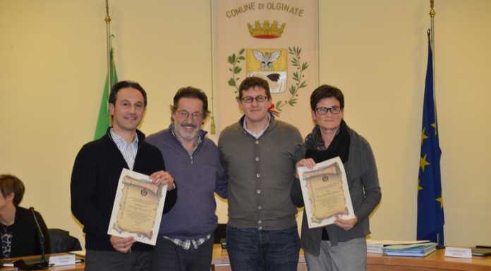 Olginate premia i commericanti storici e due dipendenti comunali