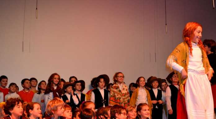 Mandello. “Santa Giovanna Antida” interpreta il Natale nella tradizione