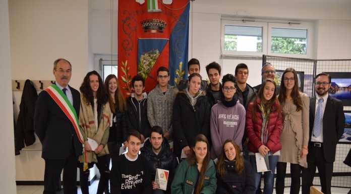 Vercurago, consegnate le borse di studio “Studiate per passione”