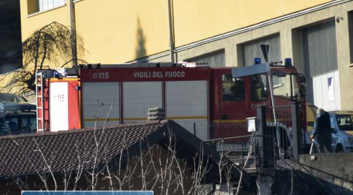 Infortunio in casa, servono i Vigili del Fuoco per aprire la porta