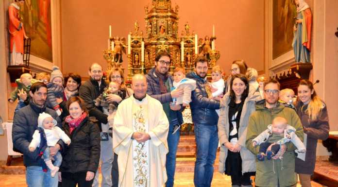 Abbadia in festa. Il parroco: “Il battesimo, un grande dono”