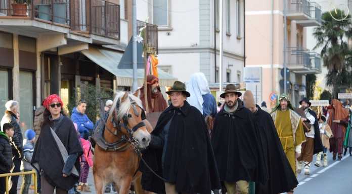 Calolzio viaggia nel tempo con il XXI Corteo storico della Valle S.Martino