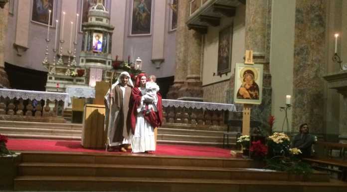 Carenno, 50 figuranti portano in scena il presepe vivente