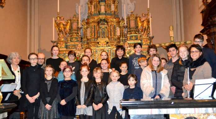 Crebbio, la preside ai giovani musicisti: “Grazie della vostra energia”