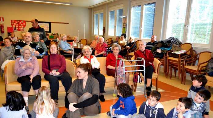 Mandello. “Il gioco ieri e oggi”, progetto con nonni e bimbi