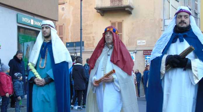 Galbiate. Fra le vie del centro “sfila” la Cavalcata dei Magi