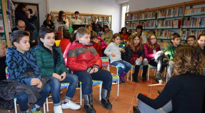Inaugurata la mostra della Scuola Pio XI di Laorca presso la Biblioteca di Lecco