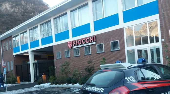 Incidente alla Fiocchi. Ferito un operaio, trasportato in ospedale
