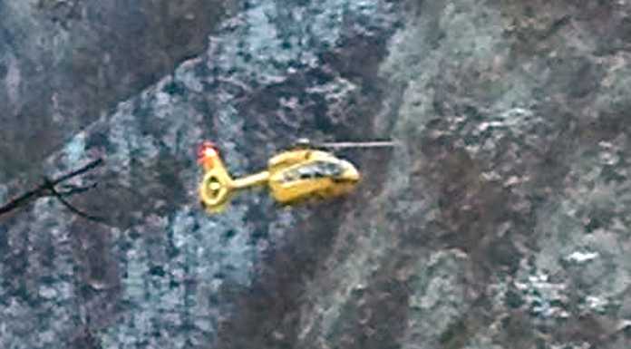 Cade dalla cascata di ghiaccio, un ferito soccorso in Val Boazzo