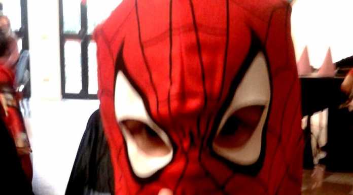 Carnevale a Varenna, sorrisi e giochi per nonni e bimbi