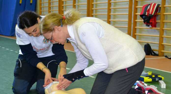 Soccorso degli alpini. Defibrillatori, in 120 al corso di aggiornamento