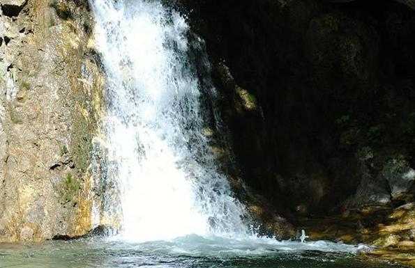 Abbadia, ripuliti il sentiero della cascata Cenghen e lo Zerbo