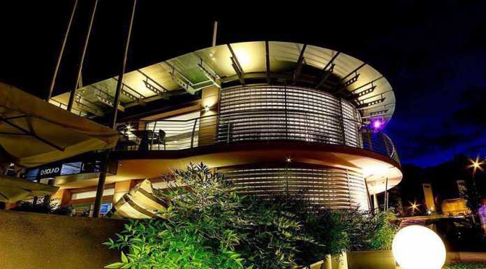 Garlate: armato di coltello, rapina l’incasso del D-Lake