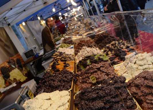 In piazza Garibaldi a Lecco torna la Festa del Cioccolato