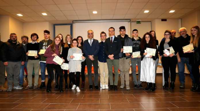 Bosisio, Rodacciai: borse di studio per i figli di 15 dipendenti