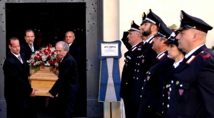 Mandello, l’addio a Rotta. “Christian, ti terremo nei nostri cuori”