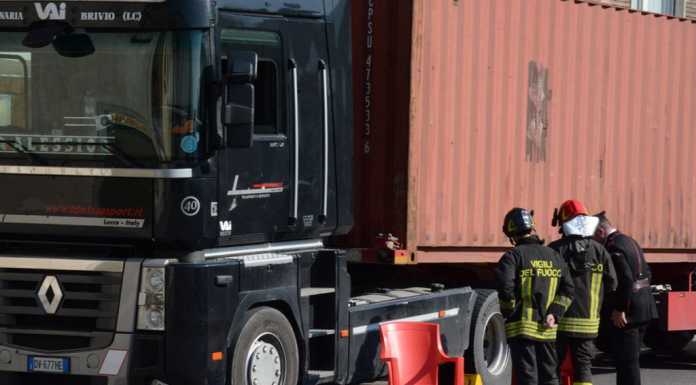 Dramma a Vercurago, donna muore investita da un tir