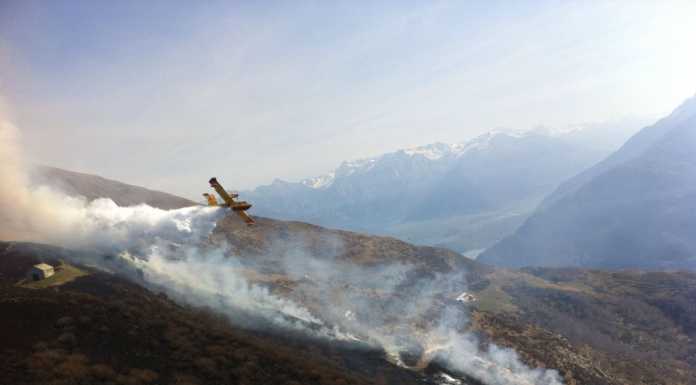 Alto Lago. Domate le fiamme sul Monte Grona