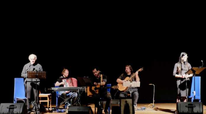 Voci e musiche contro la guerra, emozioni a Mandello