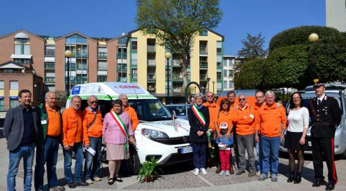 Mandello, un nuovo automezzo per “gli angeli dell’Auser”