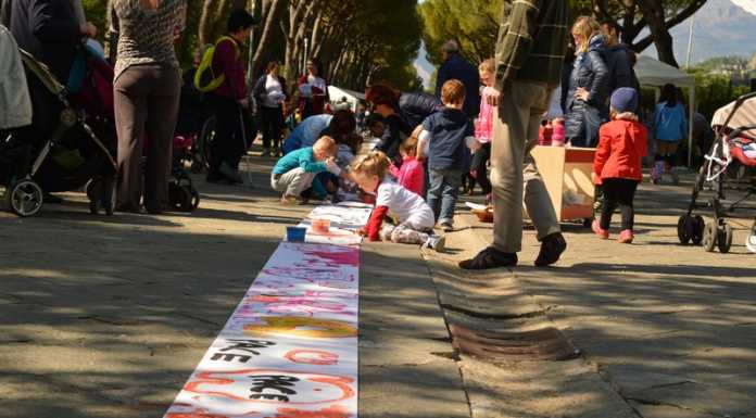 Calolzio, gli elefanti di “Elephant for peace” invadono il Lavello