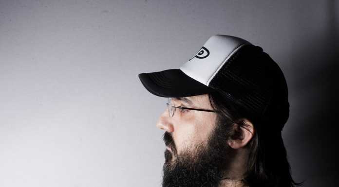 ‘Applausi al comandante’, il rapper Piotta fa tappa a Merate