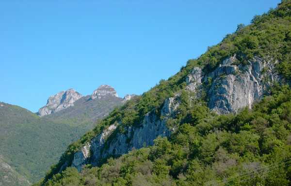 Riqualifica delle falesie, al via i lavori a Galbiate e a Versasio falesia galbiate