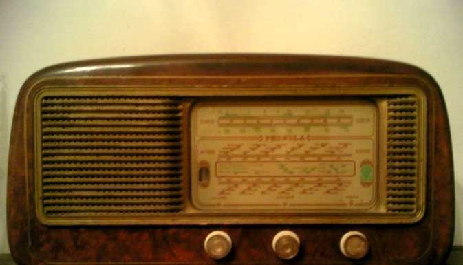 Le radio d’epoca di Ronchi in mostra al Torchio di Somana