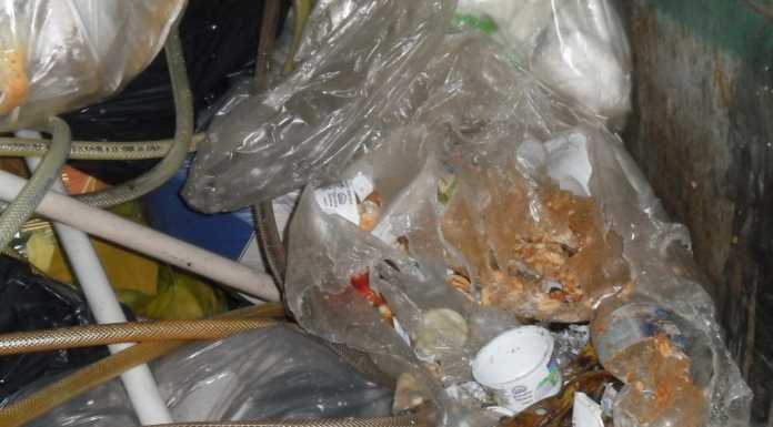 Raccolta “in”-differenziata all’ospedale, un caso o abitudine?