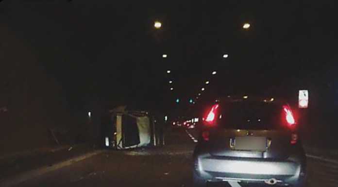 Incidente nel Barro, riaperto il tunnel ma che mattinata sulle strade