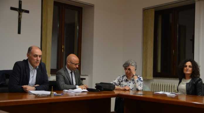 Venti richiedenti asilo in arrivo a Carenno, i cittadini: “Sono troppi”