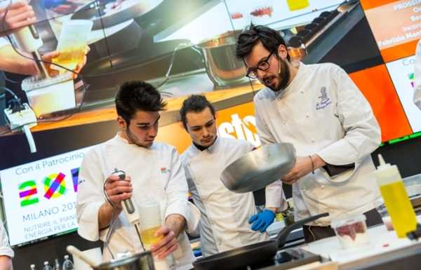 “Crudità di mare”, un corso con lo chef stellato Fabrizio Ferrari