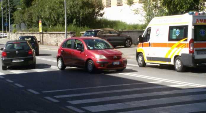 Pedone investito sulle strisce in via Marconi: trasportato in ospedale