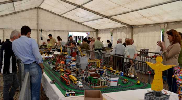 Mandello. “Mattoncini”, arrampicata e giochi divertono grandi e piccoli