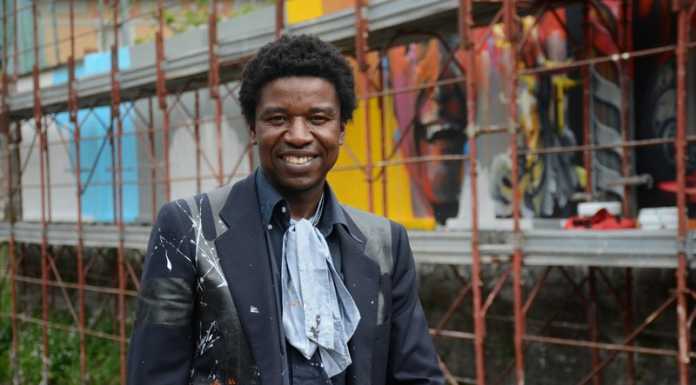 L’artista Afran: “Con un sorriso cambiamo volto a via Carlo Porta”
